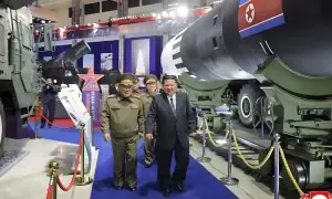 کم جونگ اُن کا آئندہ پانچ سال تک میزائل پروگرام جاری رکھنے کا اعلان