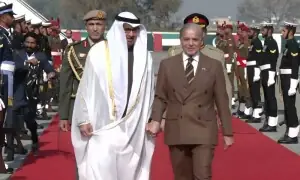 یو اے ای صدر کی اسلام آباد آمد: وزیراعظم اور فیلڈ مارشل نے استقبال کیا