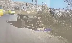 اسرائیلی فوجی نے نماز پڑھتے فلسطینی پر گاڑی چڑھا دی