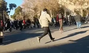 &rsquo;جین زی&lsquo; ایران میں جاری مظاہروں میں شامل، صدر کا مذاکرات کا وعدہ