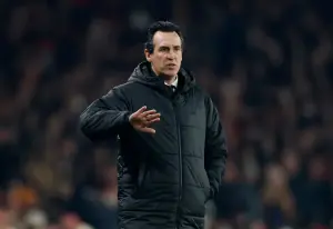 Villa&rsquo;s Emery downplays missed handshake with Arteta