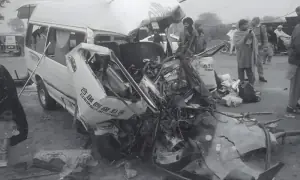 Accident on Faisalabad Road in Jhang, 14 people died