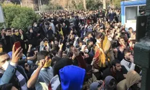 ایران میں احتجاج 250 مقامات تک پھیل گیا، 35 افراد ہلاک، 1200 سے زائد گرفتاریاں