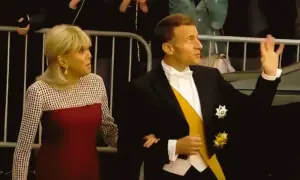 فرانسیسی خاتونِ اوّل کو مخنث کہنے والے 10 افراد کو سزا