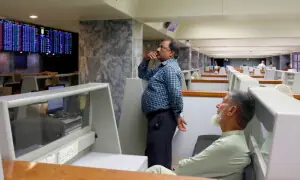 پاکستان اسٹاک ایکسچینج: 100 انڈیکس ایک لاکھ 84 ہزار پوائنٹس عبور کر گیا