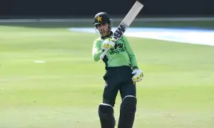 سمیر منہاس نے 42 گیندوں پر سنچری بناکر بھارتی بلے باز کا ریکارڈ توڑ دیا سمیر منہاس نے 42 گیندوں پر سنچری بناکر بھارتی بلے باز کا ریکارڈ توڑ دیا