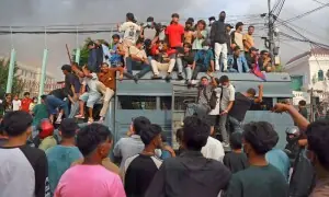 نیپال میں مسجد پر حملے کے بعد حالات کشیدہ، کرفیو نافذ