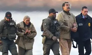 امریکی حملے میں 100 افراد ہلاک ہوئے، مادورو کی اہلیہ کے سر پر چوٹ آئی: وینزویلا کا دعویٰ امریکی حملے میں 100 افراد ہلاک ہوئے، مادورو کی اہلیہ کے سر پر چوٹ آئی: وینزویلا کا دعویٰ