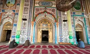 پنجاب میں امام مساجد کو 25 ہزار روپے ماہانہ وظیفوں کی ادائیگی پنجاب میں امام مساجد کو 25 ہزار روپے ماہانہ وظیفوں کی ادائیگی