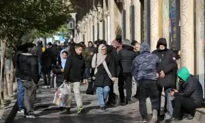 ایران میں پابندیوں میں نرمی: بیرونِ ملک فون کالز جزوی طور پر بحال