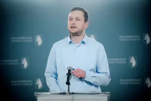 Greenland chooses Denmark over the US, Prime Minister Nielsen says