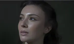 فلم &rsquo;ٹاکسک&lsquo; کی اداکارہ غیراخلاقی سین پر تنقید کے بعد انسٹاگرام ڈیلیٹ کرنے پر مجبور