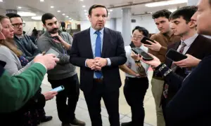 US Senate narrowly blocks effort to rein in Trump&rsquo;s Venezuela war powers