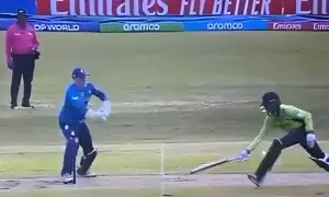 ورلڈ کپ میں پاکستانی انڈر 19 بلے باز کی عجیب غلطی، خود کو رن آؤٹ کر بیٹھا