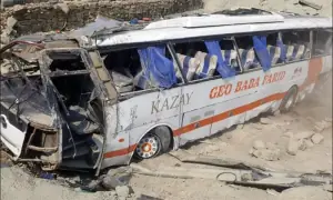 Nine killed as passenger coach overturns near Gwadar
