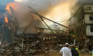 Leaders across Pakistan mourn loss in Karachi&rsquo;s Gul Plaza fire tragedy