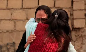 &rsquo;کزن سے آخری بار بات ہوئی تو وہ مدد کے لیے پکار رہا تھا&lsquo;: غم زدہ خاتون کی دہائی