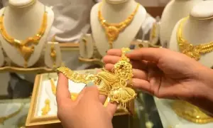 سونا ایک بار پھر چمک اُٹھا، فی تولہ کتنے کا ہوگیا؟