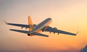 پاکستانی فضائی حدود بھارتی طیاروں کے لیے بدستور بند رکھنے کا فیصلہ