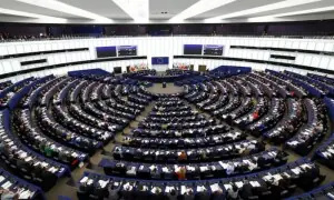 یورپین پارلیمنٹ نے امریکا کے ساتھ تجارتی معاہدے پر کام روک دیا