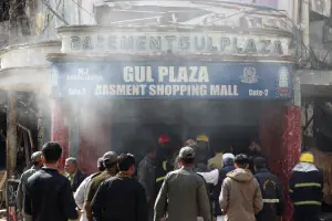 Sindh govt rolls out relief, rehab plan for Gul Plaza victims