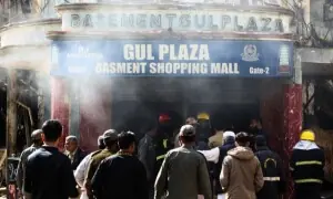 گُل پلازہ کی آگ بروقت کیوں نہ بجھائی جاسکی، بڑی وجہ سامنے آگئی