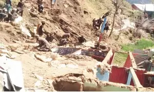 خیبرپختونخوا: بارش اور برفباری کے دوران حادثات میں سات بچوں سمیت 9 افراد جاں بحق