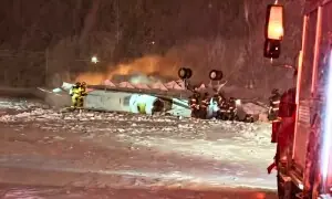 امریکا میں نجی طیارہ ٹیک آف کے دوران حادثے کا شکار، 8 افراد سوار تھے