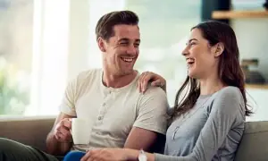 روزانہ زیادہ خوش رہنے کے 10 آسان طریقے روزانہ زیادہ خوش رہنے کے 10 آسان طریقے