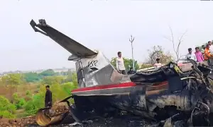بھارت میں طیارہ حادثہ، مہاراشٹرا کے نائب وزیرِ اعلیٰ اجیت پوار 4 افراد سمیت ہلاک