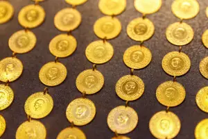 Gold per tola hits record-high in Pakistan
