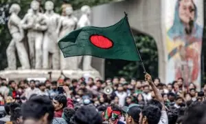 شیخ حسینہ کا تختہ پلٹنے کے بعد بنگلہ دیش کے مایوس نوجوان پرانے چہروں کی طرف راغب