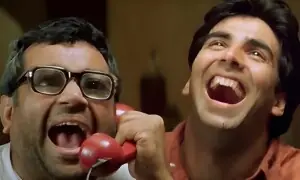 فلم &rsquo;ہیرا پھیری 3&lsquo; میں تاخیر اکشے کمار کی وجہ سے ہو رہی ہے: پریش راول