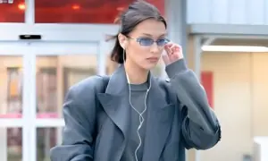 تار والی ہینڈفریز دوبارہ فیشن میں کیوں آ رہی ہیں؟ تار والی ہینڈفریز دوبارہ فیشن میں کیوں آ رہی ہیں؟