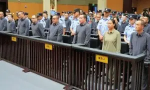 چین نے میانمار میں اربوں ڈالر کا کرمنل نیٹ ورک چلانے والے گینگ کے 11 ارکان کو پھانسی دے دی