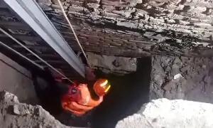 بھاٹی گیٹ واقعہ: پروجیکٹ ڈائریکٹر سمیت 5 افسران کی گرفتاری، 2 کی نوکری سے برطرفی کا حکم