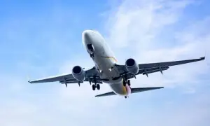 پاکستان اور بنگلہ دیش کے درمیان 14 سال بعد فضائی رابطے دوبارہ بحال