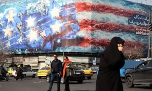 ایران کے جنوبی شہر بندر عباس میں 8 منزلہ رہائشی عمارت میں دھماکا، متعدد زخمی