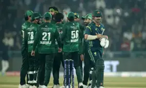Pakistan thrash Australia to seal T20 series