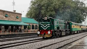 Train and road links to Balochistan remain suspended