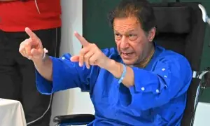 عمران خان کا آپریشن نہیں ہوا، صرف انجیکشن لگے: وزیرِ قانون