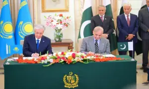 Pakistan, Kazakhstan set $1bn trade target, agree on regional transport corridor