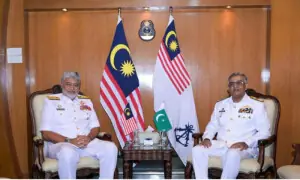 Admiral Naveed Ashraf holds talks with Malaysian navy on maritime security and cooperation