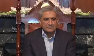 Former army chief Qamar Javed Bajwa injured in fall at home, hospitalised