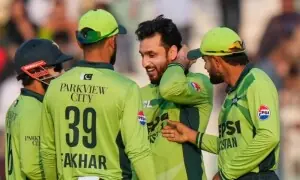 سری لنکا میں پاکستانی ٹیم کو دیسی کھانے کون کھلا رہا ہے؟