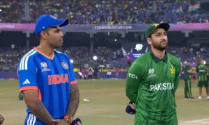 &rsquo;نو ہینڈ شیک&lsquo; پالیسی برقرار، سوریا کمار کا سلمان آغا سے مصافحے سے گریز