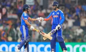 ٹی 20 ورلڈ کپ کا ہائی وولٹیج ٹاکرا: بھارت کی پاکستان کے خلاف جارحانہ بیٹنگ جاری