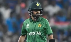 بابر اعظم 2021 کے بعد سے ٹی 20 ورلڈ کپ میں ایک بھی چھکا لگانے میں ناکام