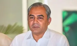 بیرسٹر گوہر سے کہا آپ اڈیالہ آجائیں سامنے معائنہ ہوجائے گا، لیکن وہ نہیں آئے: محسن نقوی