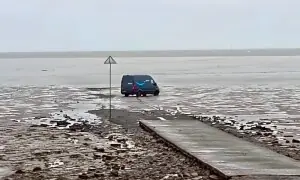 ایمازون وین برطانیہ کے خطرناک ترین مڈ فلیٹس پر پھنس گئی